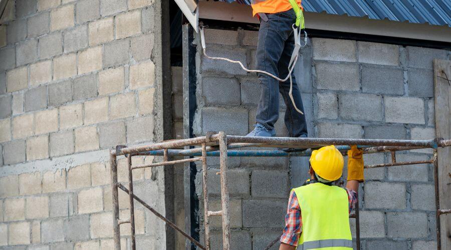 Professional residential roofers in Buckland, OH